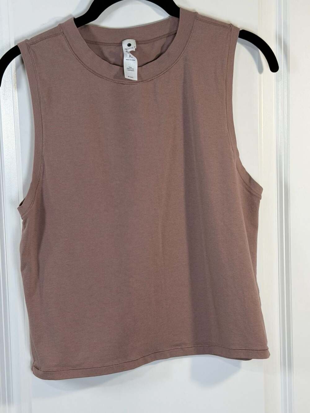 Yogalicious Airlite Melissa Mock Neck Cropped Tank Top Mauve Size XL